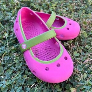 Crocs Mary Janes toddler girls size 5 water shoes beach pool vacation Hawaii